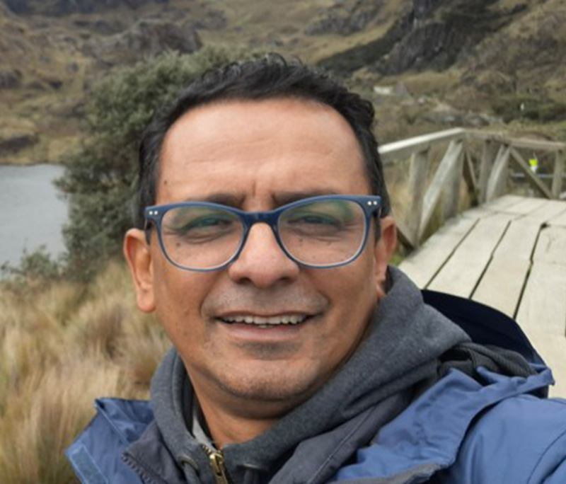 Dr. Mauricio Quiroz